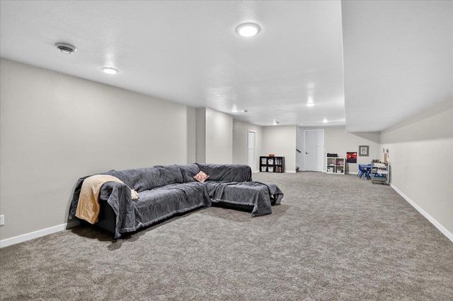 108 4th Street, Mazomanie, WI 53560