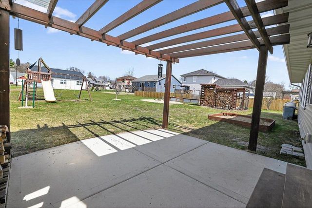 108 4th Street, Mazomanie, WI 53560