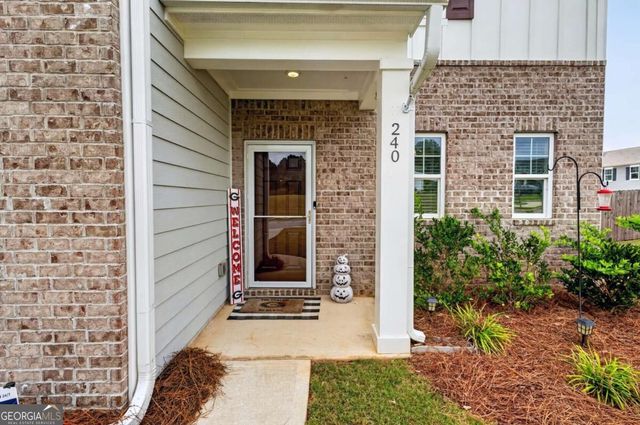 240 River Branch Way, Hoschton, GA 30548