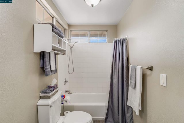 5121 Rodeo Ct, Antioch, CA 94531