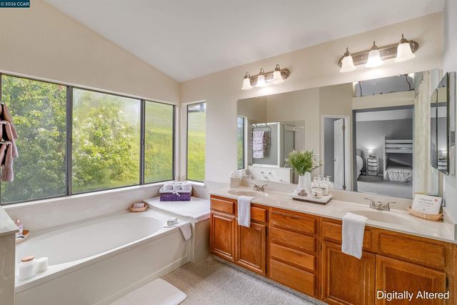 5121 Rodeo Ct, Antioch, CA 94531