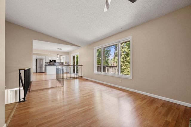 2304 150th Street W, Burnsville, MN 55306