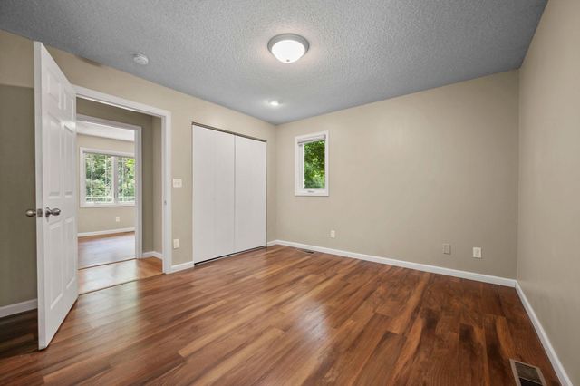 2304 150th Street W, Burnsville, MN 55306