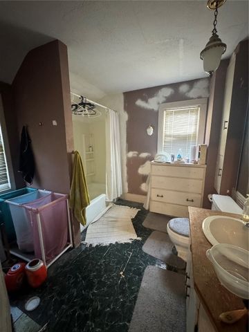 263 Highland Drive NW, Cedar Rapids, IA 52405