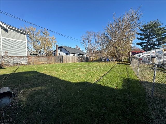 263 Highland Drive NW, Cedar Rapids, IA 52405