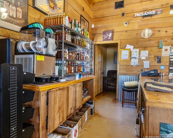525 HWY 132 N TX, Devine, TX 78016