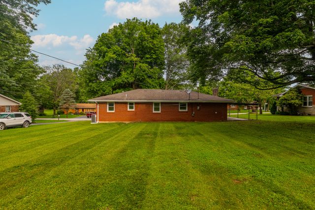 157 Westside Drive, Mt Sterling, KY 40353