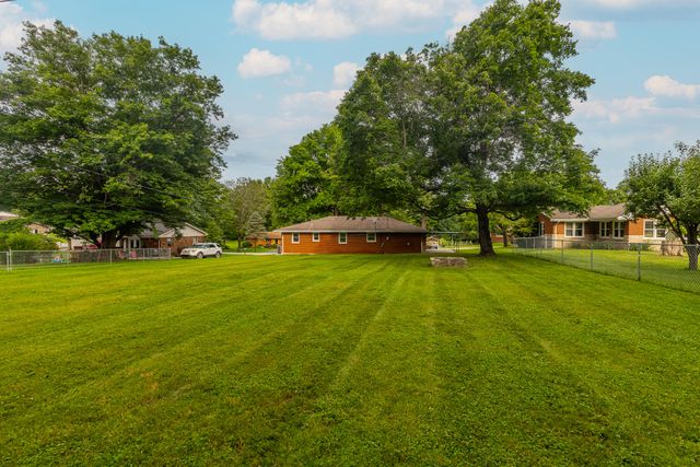 157 Westside Drive, Mt Sterling, KY 40353