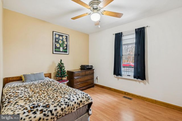 60 SPAULDING DR, Monroeville, NJ 08343