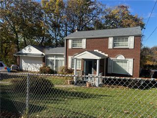 8017 Chaske St, Verona, PA 15147