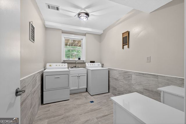 106 Pickett Court, Warner Robins, GA 31093