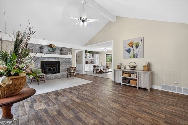 106 Pickett Court, Warner Robins, GA 31093