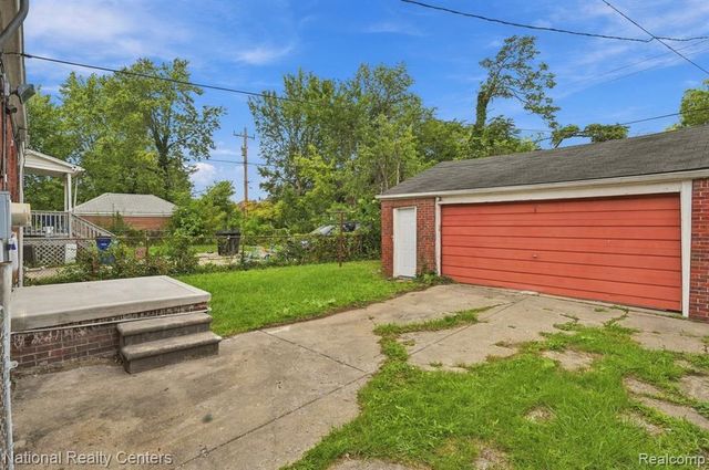 4348 Somerset Avenue, Detroit, MI 48224