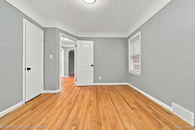 4348 Somerset Avenue, Detroit, MI 48224