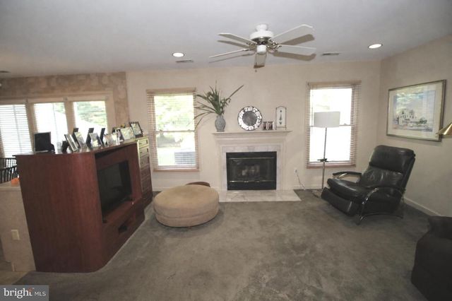 56 KANON CT, Newtown, PA 18940