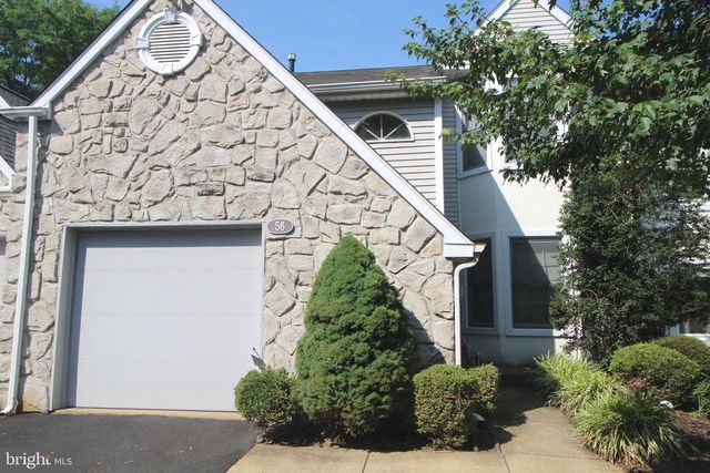 56 KANON CT, Newtown, PA 18940