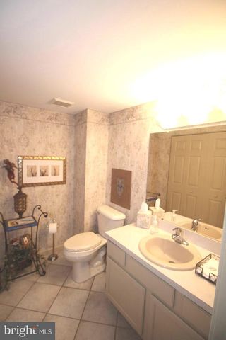 56 KANON CT, Newtown, PA 18940
