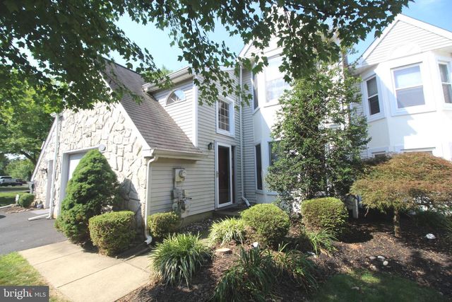 56 KANON CT, Newtown, PA 18940