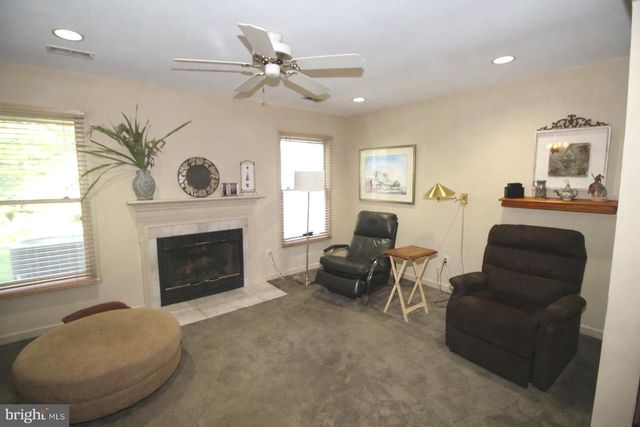 56 KANON CT, Newtown, PA 18940
