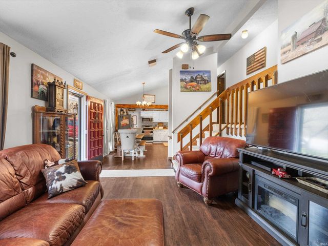 25 Peach Tree Lane, Tell City, IN 47586