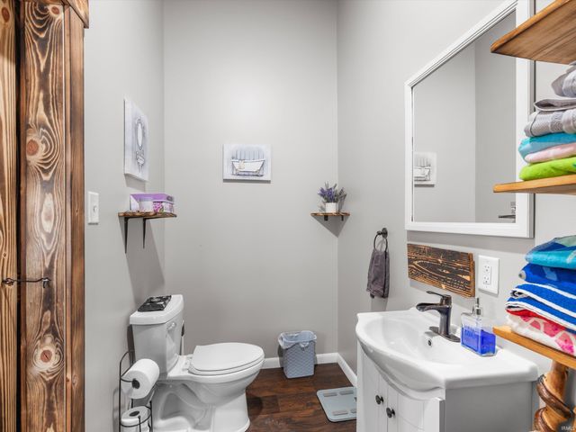 25 Peach Tree Lane, Tell City, IN 47586