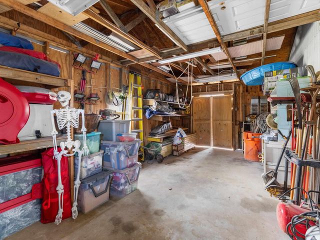 25 Peach Tree Lane, Tell City, IN 47586