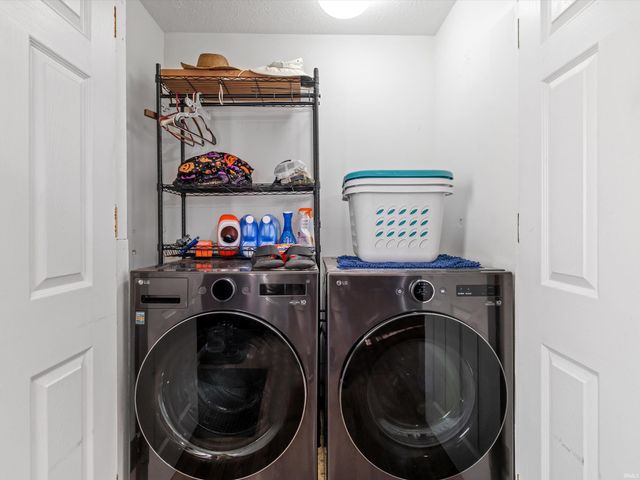 25 Peach Tree Lane, Tell City, IN 47586