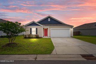 694 Chester Way, Leland, NC 28451