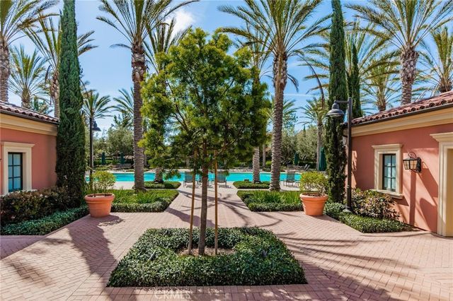 103 Bright Poppy, Irvine, CA 92618