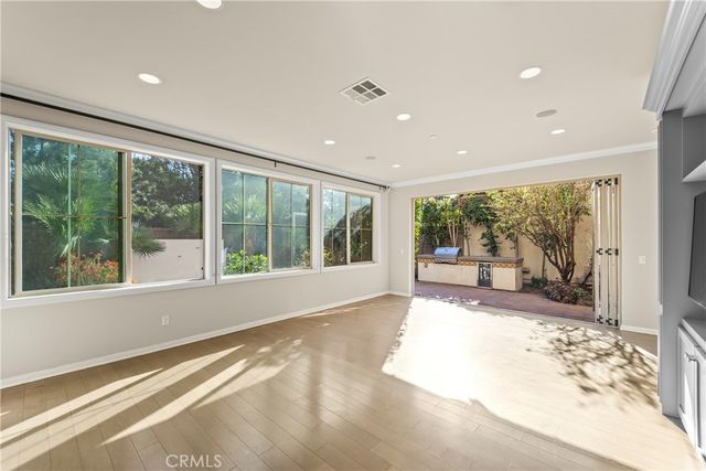 103 Bright Poppy, Irvine, CA 92618