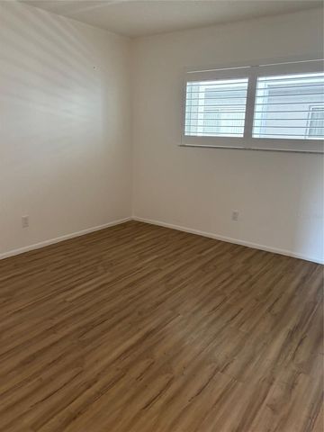 1540 GLEN OAKS DRIVE E B222, Sarasota, FL 34232