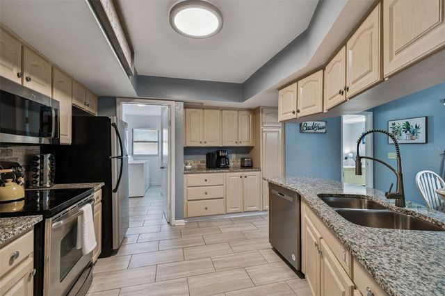 5005 PURITAN ROAD, Tampa, FL 33617