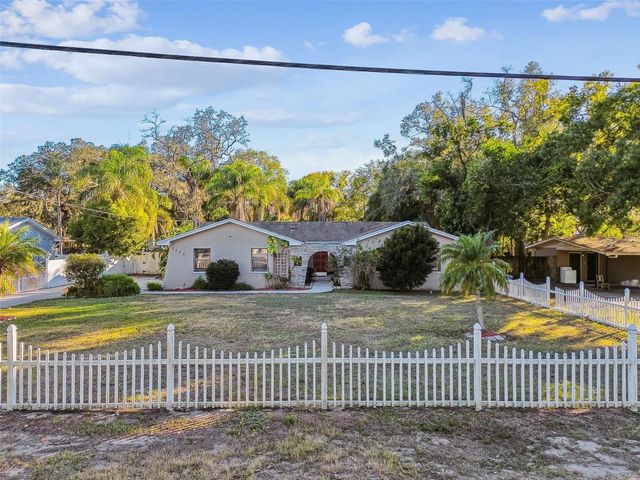 5005 PURITAN ROAD, Tampa, FL 33617