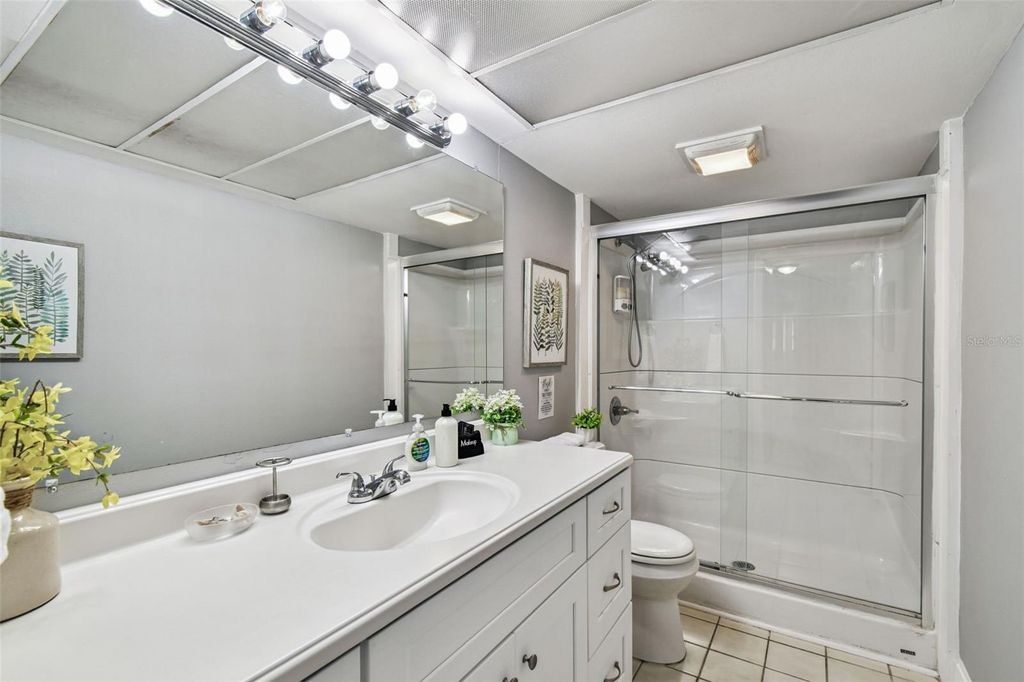 Image 13 of property listing at 5005 PURITAN ROAD, Tampa, FL 33617