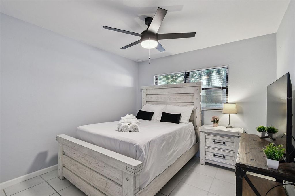 Image 18 of property listing at 5005 PURITAN ROAD, Tampa, FL 33617