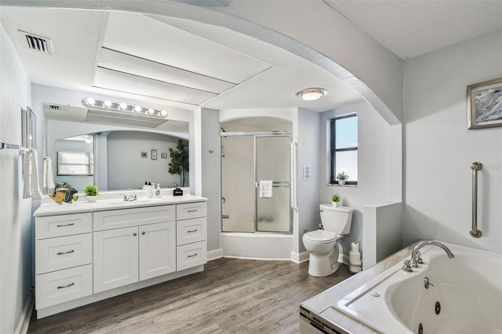 Image 40 of property listing at 5005 PURITAN ROAD, Tampa, FL 33617