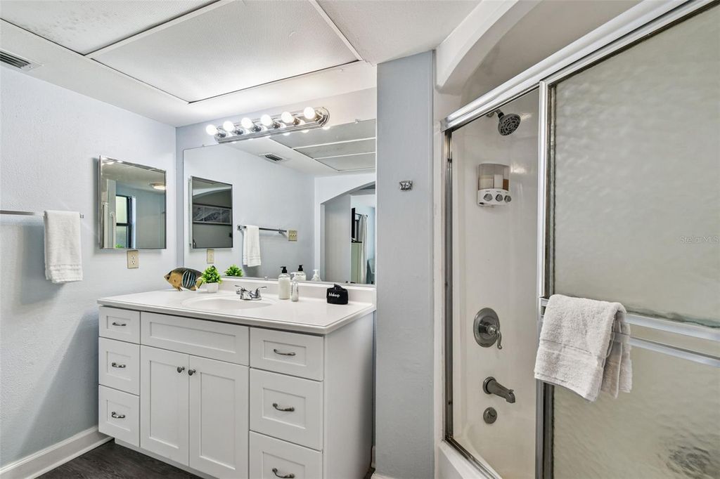 Image 41 of property listing at 5005 PURITAN ROAD, Tampa, FL 33617