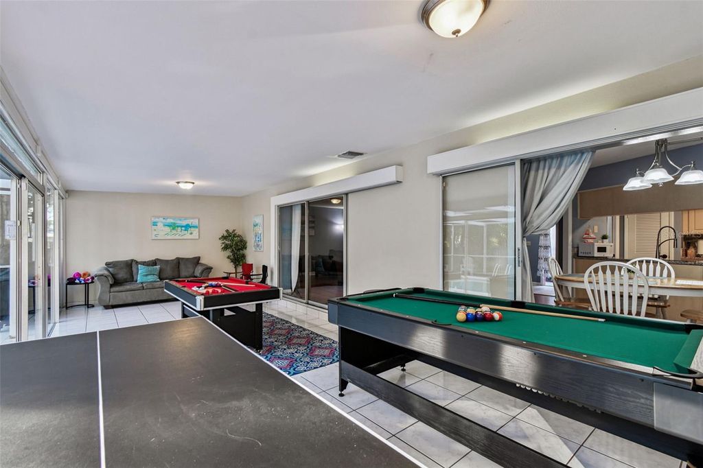 Image 48 of property listing at 5005 PURITAN ROAD, Tampa, FL 33617