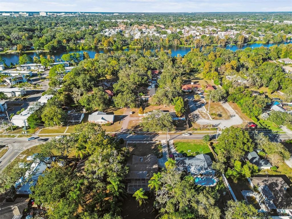 Image 71 of property listing at 5005 PURITAN ROAD, Tampa, FL 33617