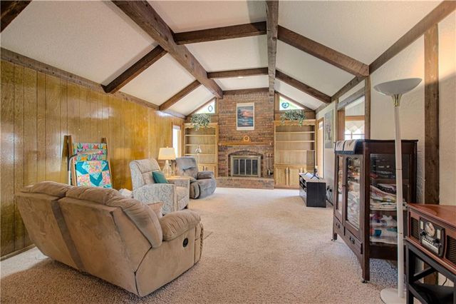 1306 Downing Street, Liberty, MO 64068