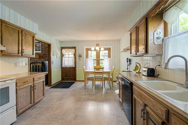 1306 Downing Street, Liberty, MO 64068