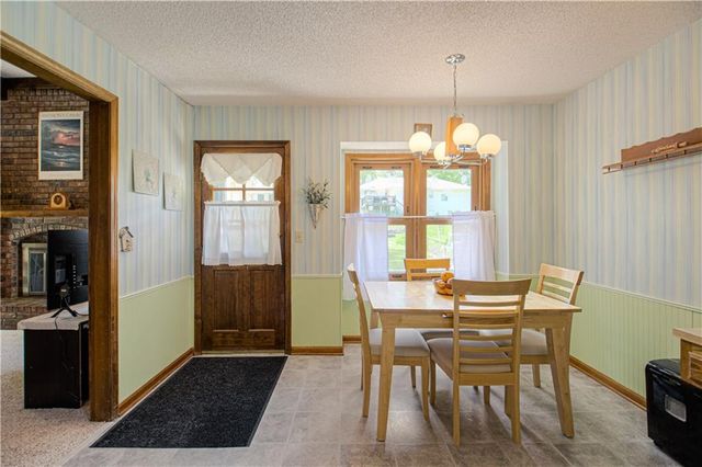 1306 Downing Street, Liberty, MO 64068