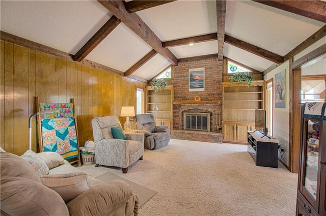 1306 Downing Street, Liberty, MO 64068