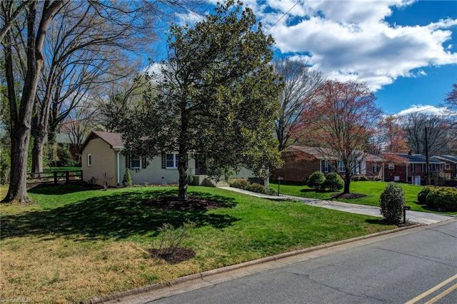 4164 Mill Creek Road, Winston-salem, NC 27106