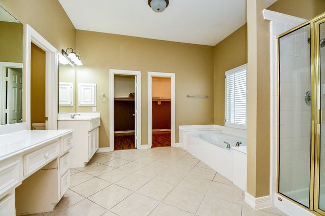 1735 Lake Charlotte Lane, Richmond, TX 77406