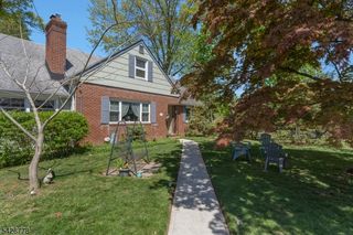 246 4Th St, Dunellen Boro, NJ 08812