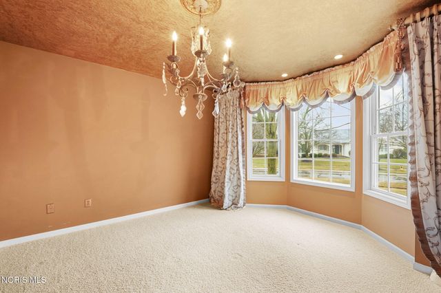 6708 Buck Creek Dr, Maumee, OH 43537