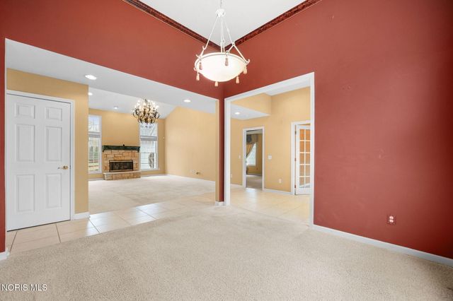 6708 Buck Creek Dr, Maumee, OH 43537