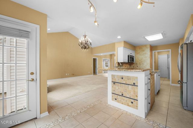 6708 Buck Creek Dr, Maumee, OH 43537