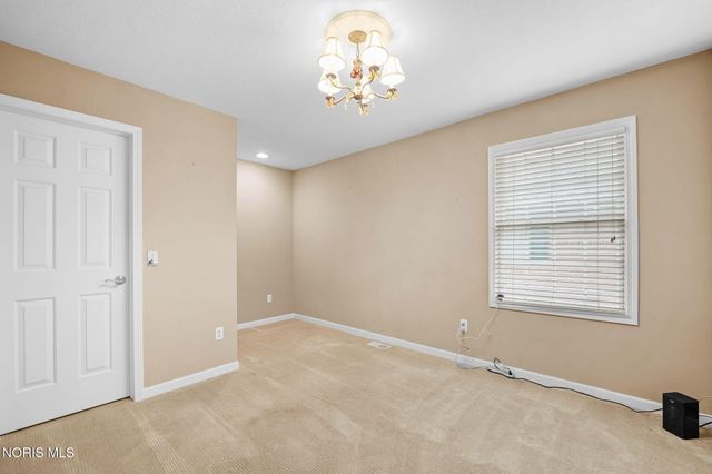 6708 Buck Creek Dr, Maumee, OH 43537